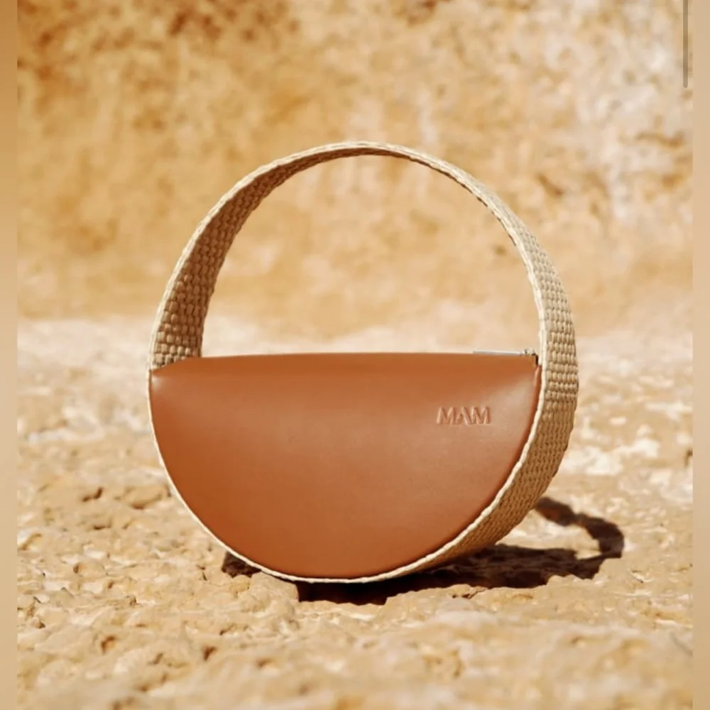 MAM Large Rafia Round Bag - Picture 2 of 15